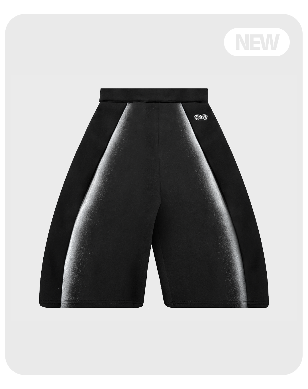 Pleated Bermuda