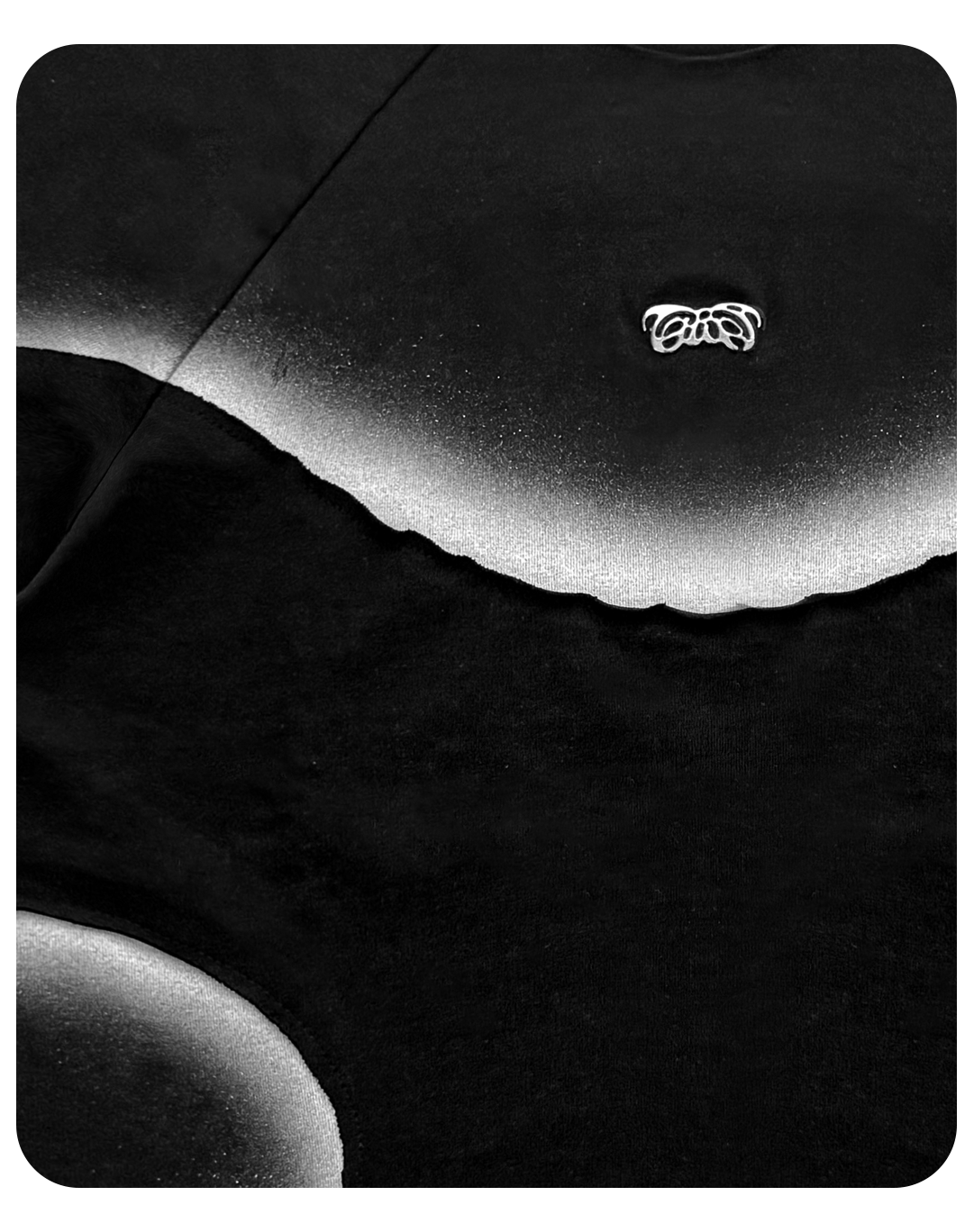 Aura Tee